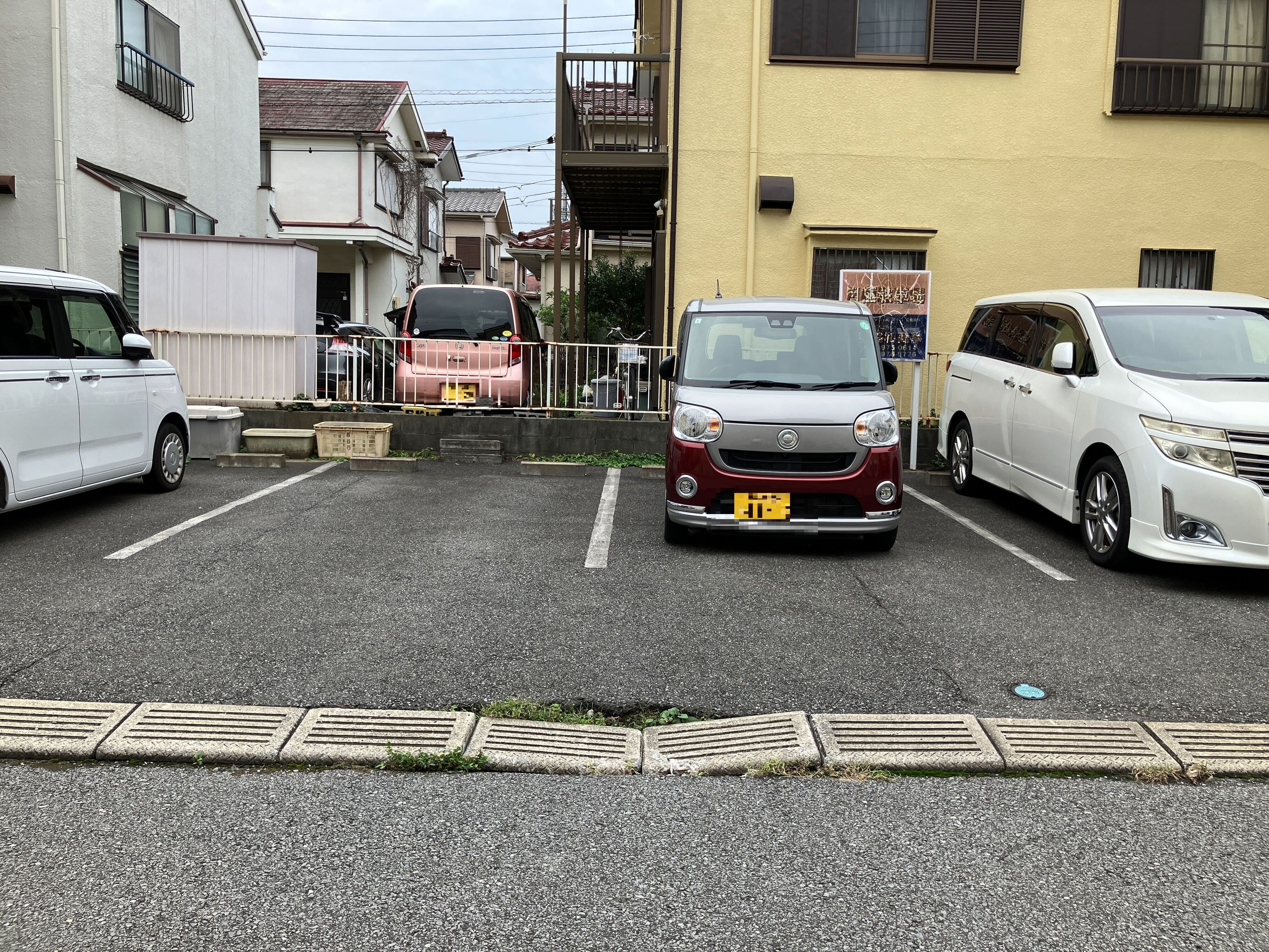 吉田駐車場の外観・駐車場イメージ1枚目