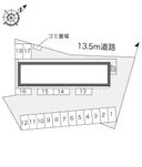 アイリス(15600)の駐車場