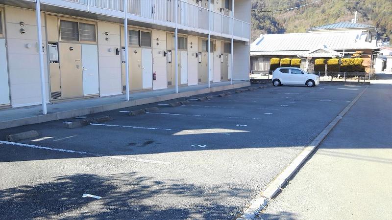 シェソア(13676)の外観・駐車場イメージ1枚目