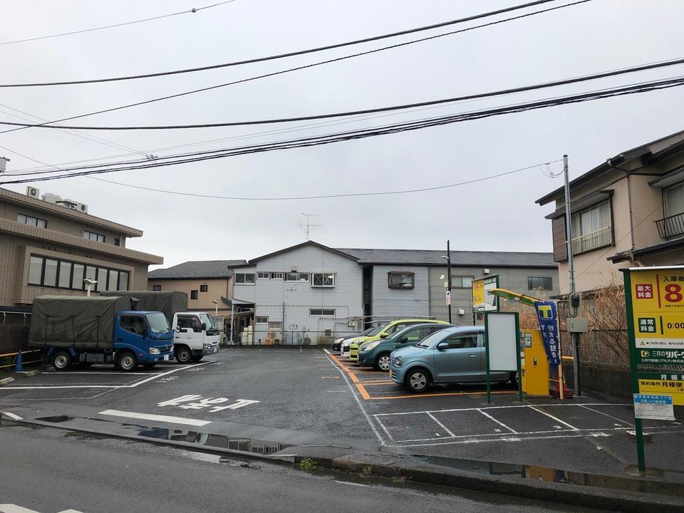 横須賀佐原３丁目の外観・駐車場イメージ1枚目