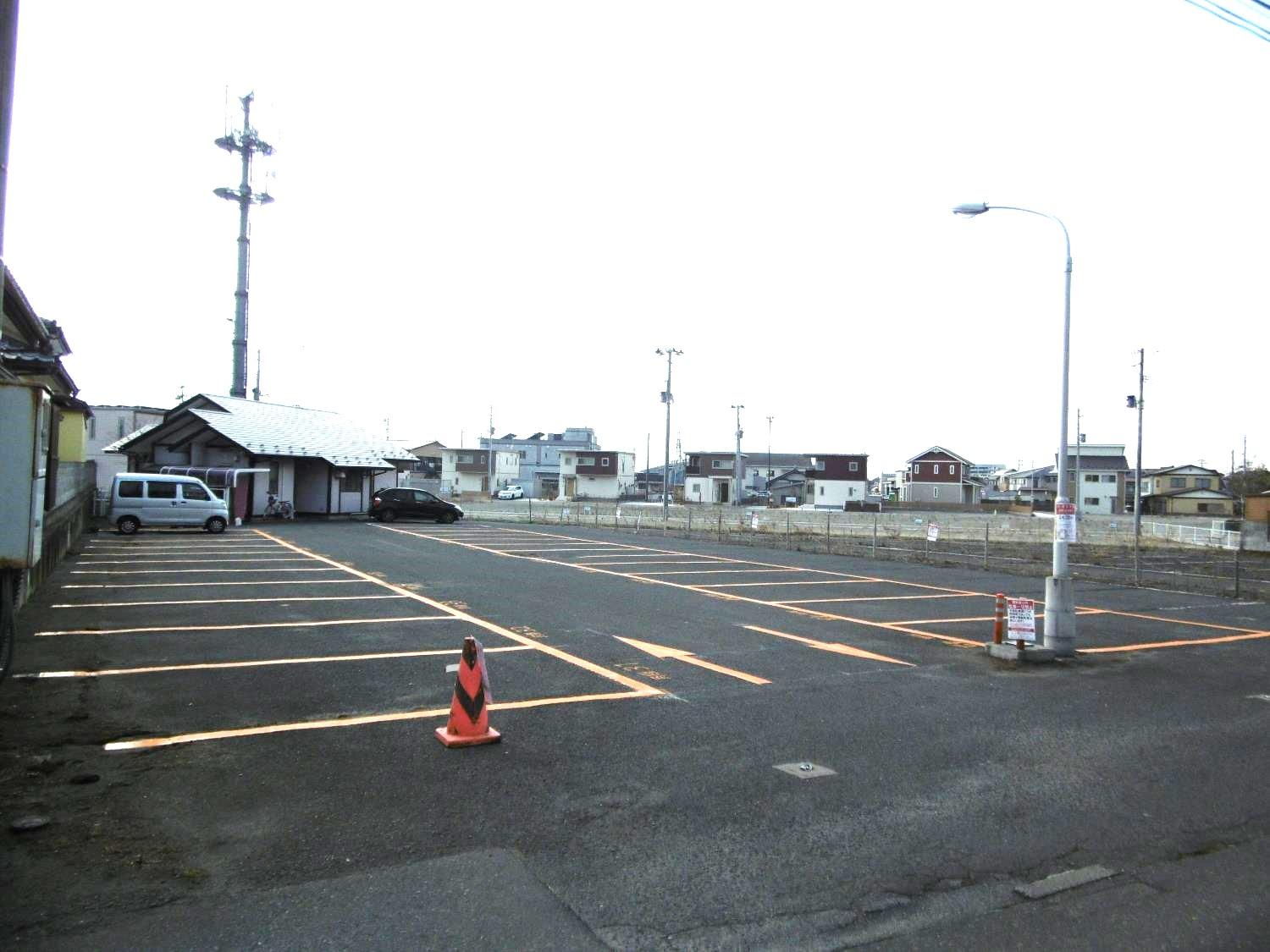 ホットハウス石巻双葉町パーキングの外観・駐車場イメージ1枚目
