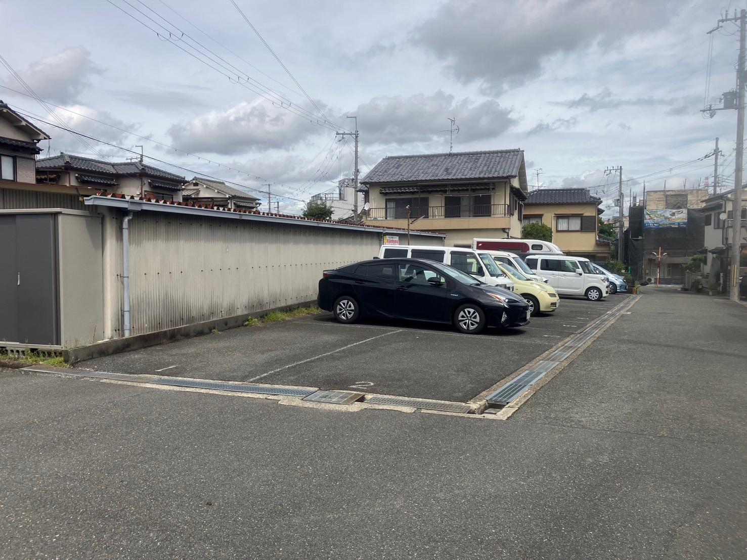 長村第2ガレージの外観・駐車場イメージ3枚目