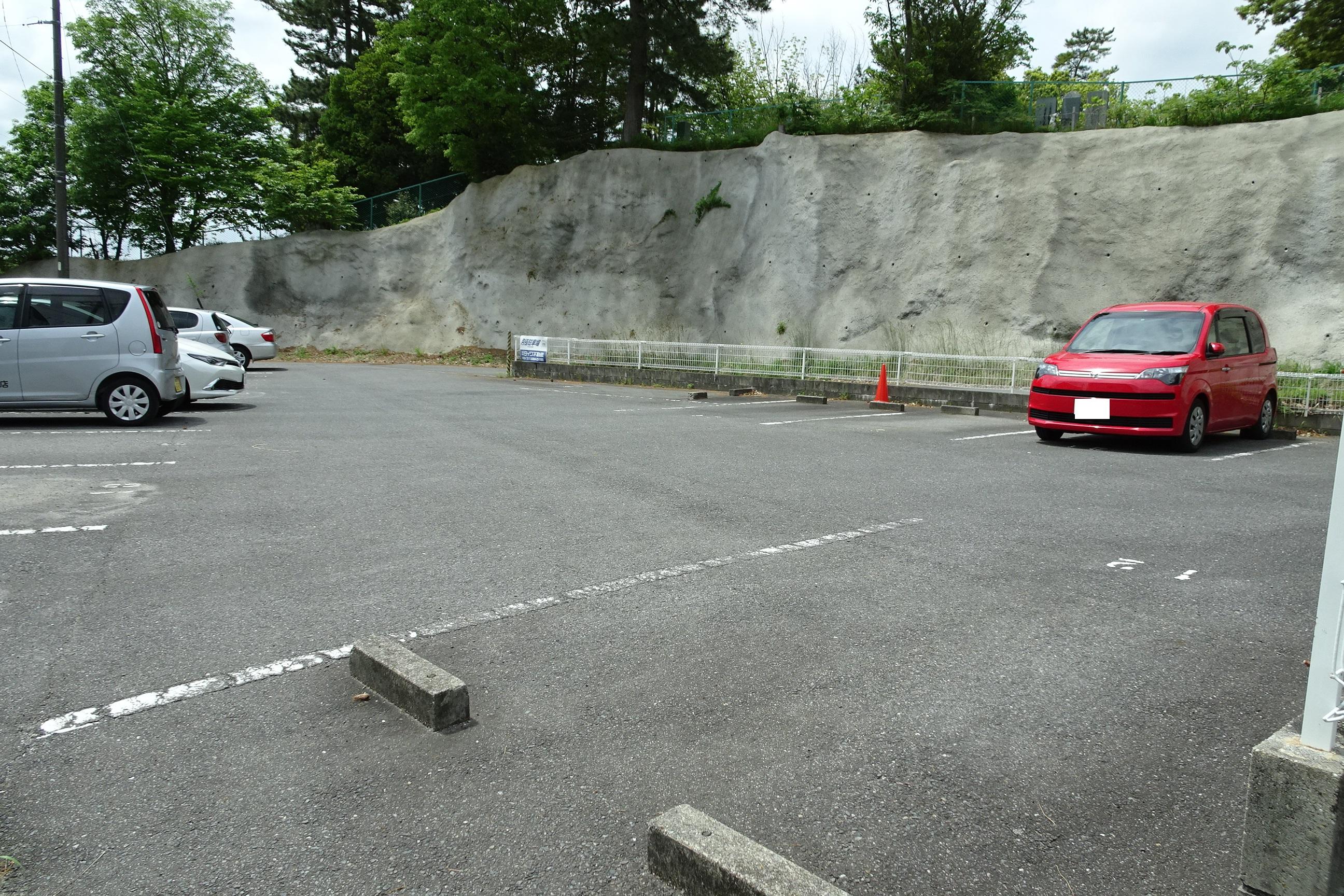 坂口パーキングの外観・駐車場イメージ3枚目