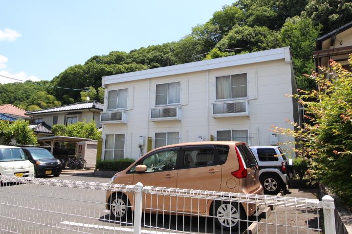 シャルマン(18278)の外観・駐車場イメージ2枚目
