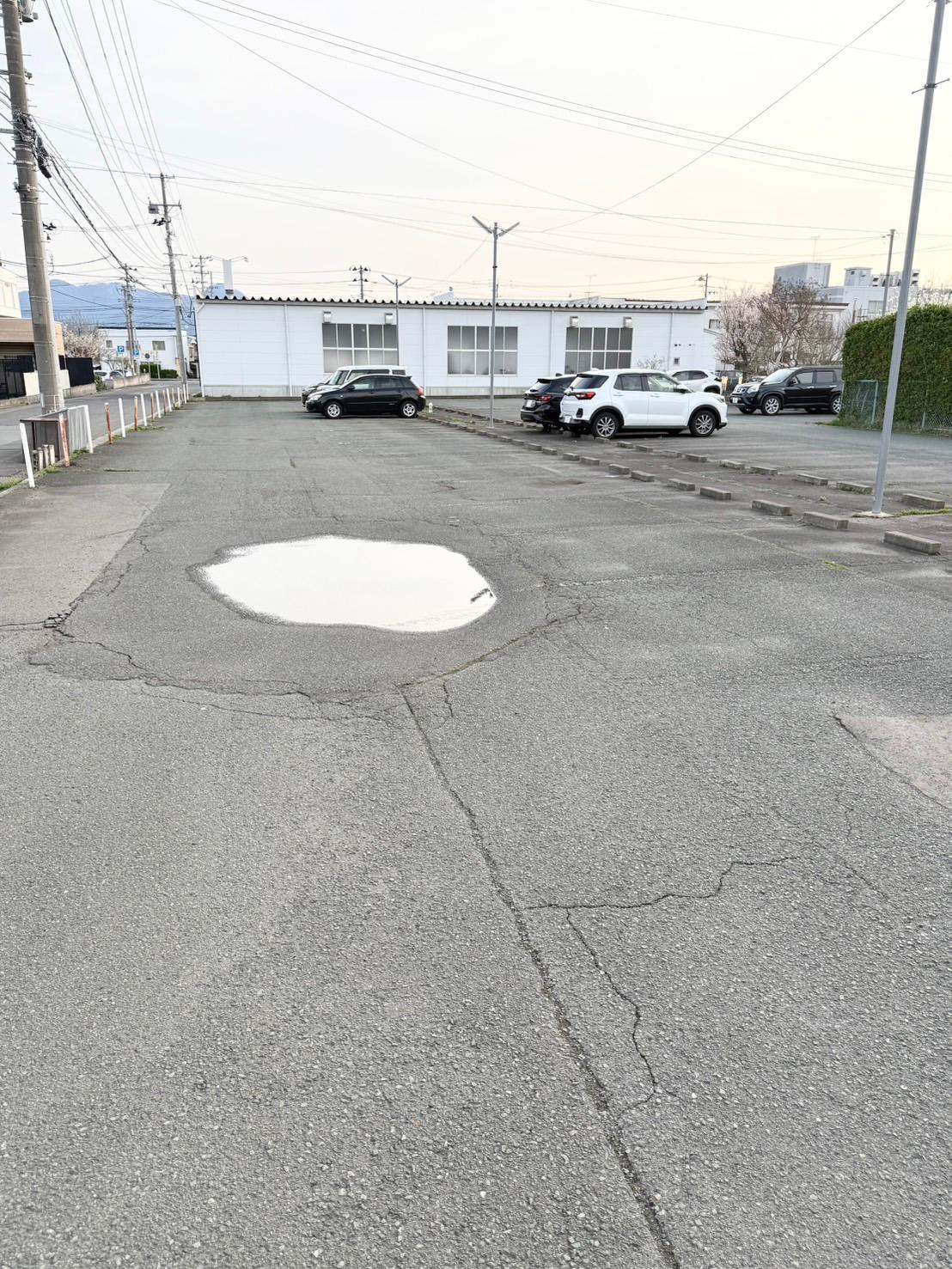 月が丘野里駐車場の外観・駐車場イメージ2枚目