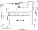 フィネス三浦の駐車場