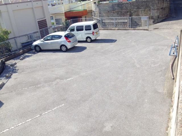 新垣駐車場の外観・駐車場イメージ1枚目