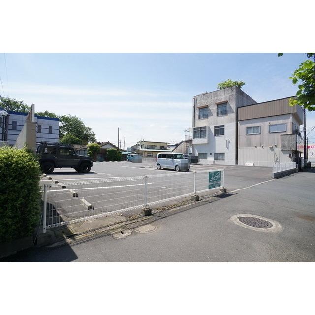 根本パーキングの外観・駐車場イメージ2枚目