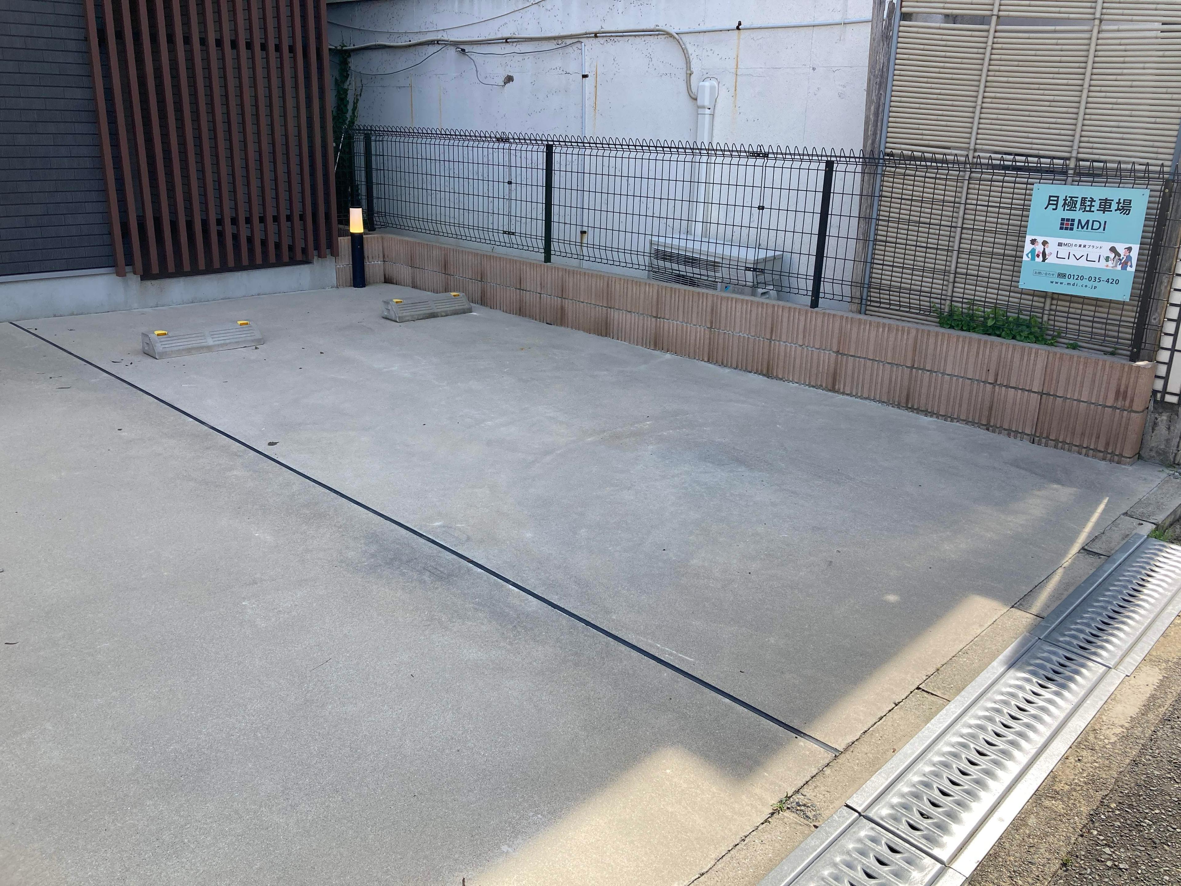 リブリ・岡町駐車場の外観・駐車場イメージ1枚目