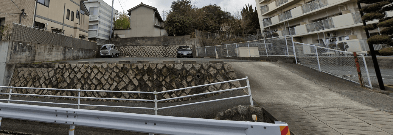 京山駐車場の外観・駐車場イメージ1枚目