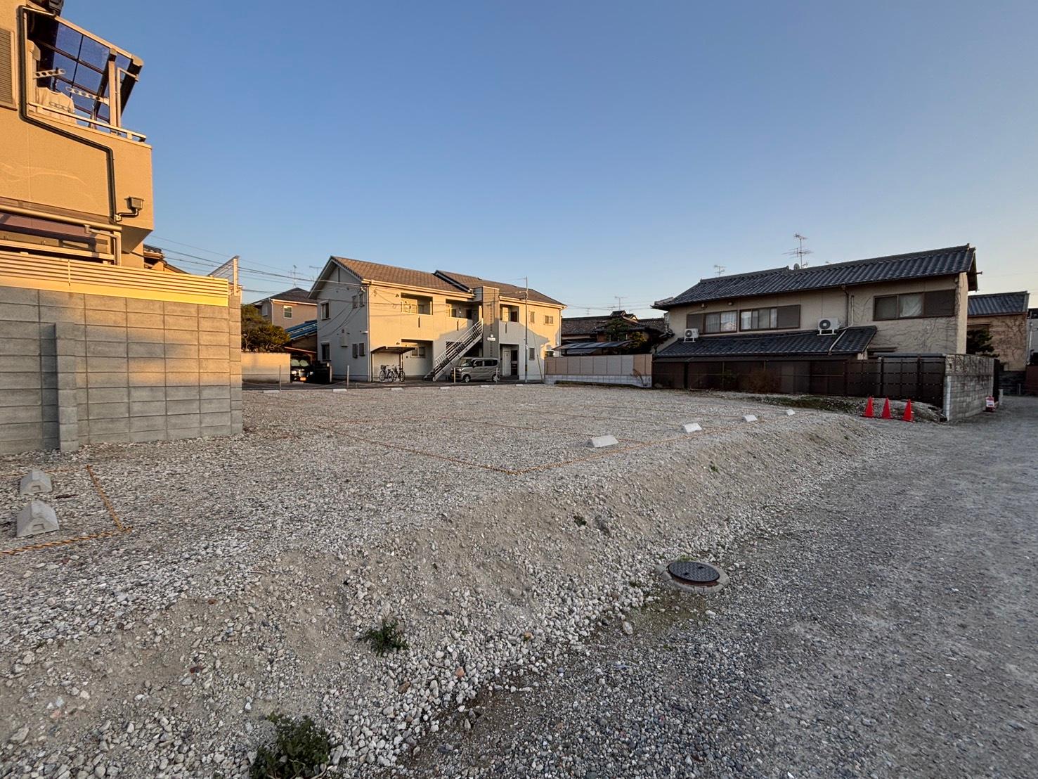 深草極楽寺町ガレージ2の外観・駐車場イメージ1枚目