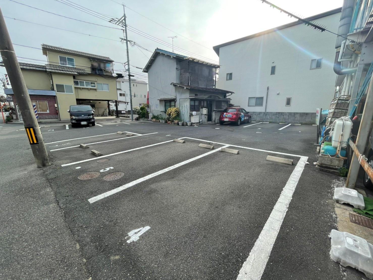 大森ガレージの外観・駐車場イメージ3枚目