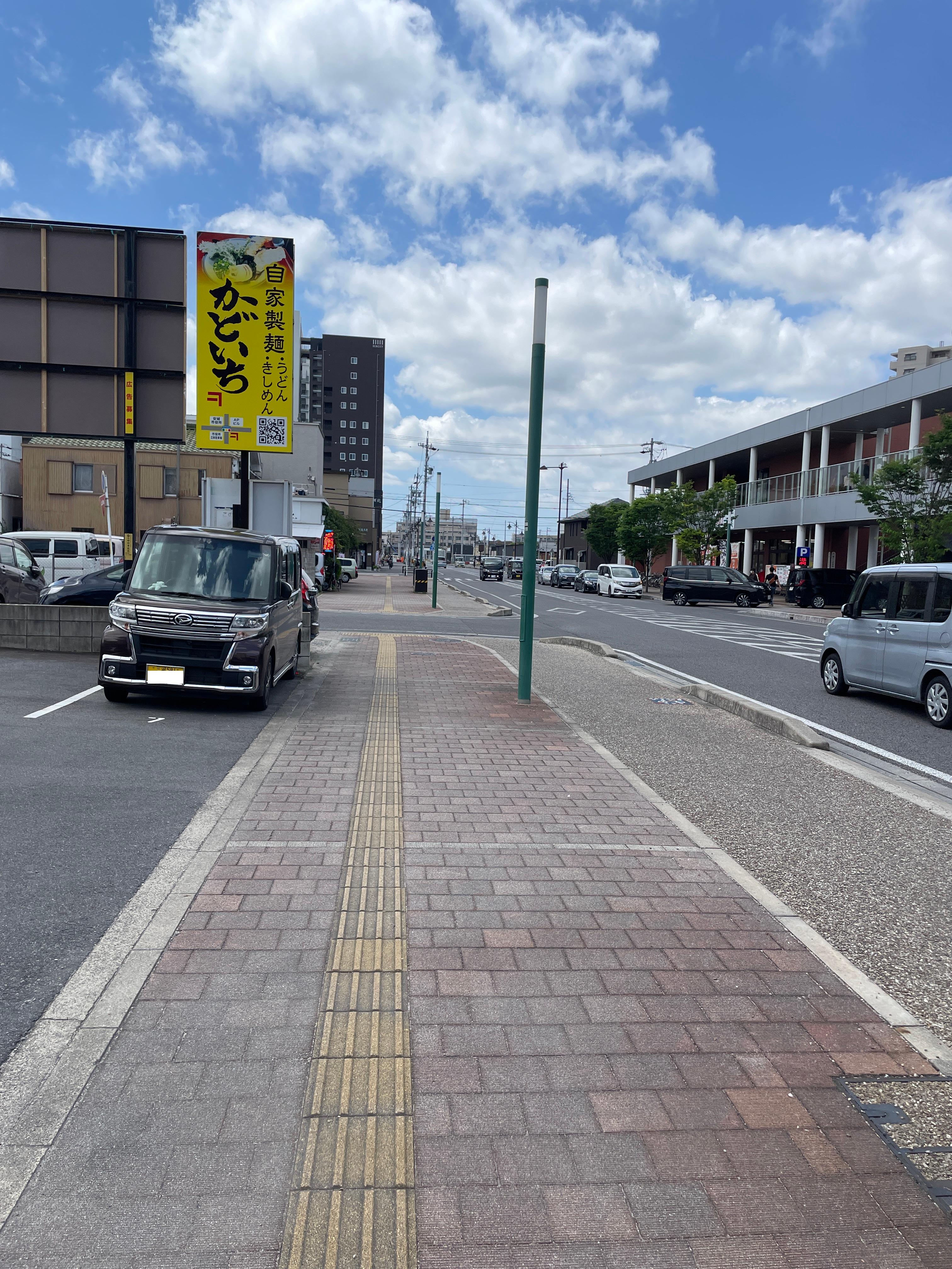 御幸本町相木駐車場の外観・駐車場イメージ2枚目