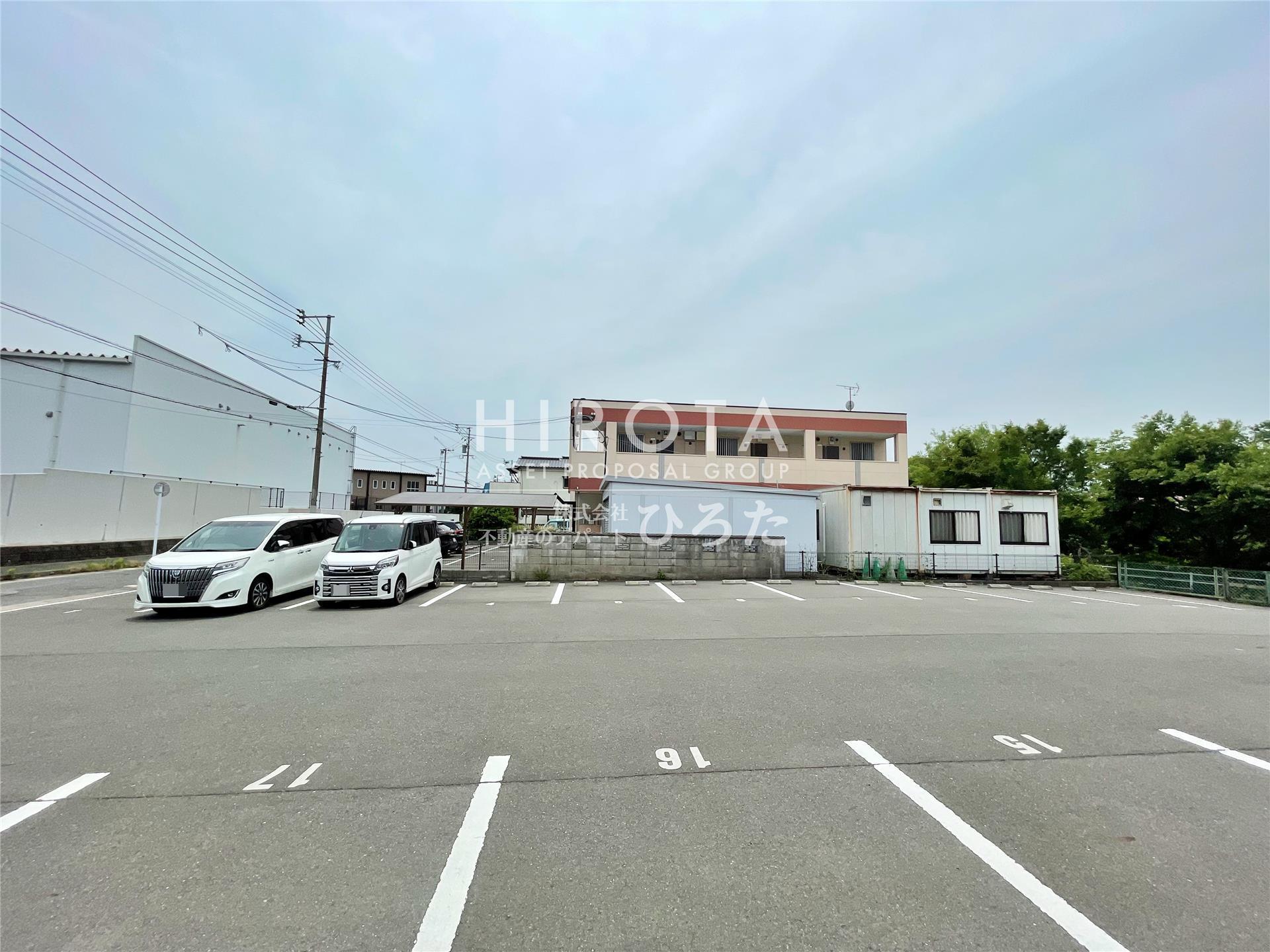 樋口月極駐車場の外観・駐車場イメージ2枚目