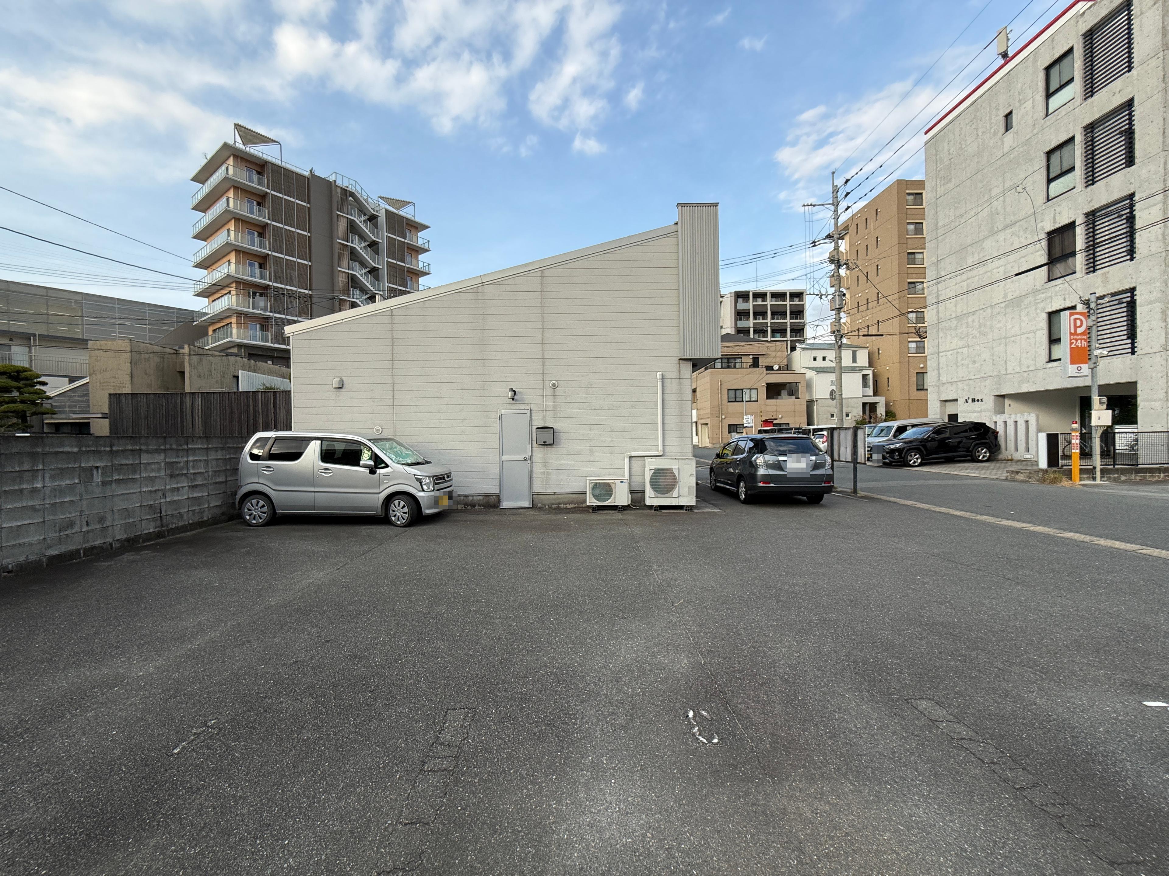 西鉄花畑駅東口パーキングの外観・駐車場イメージ2枚目