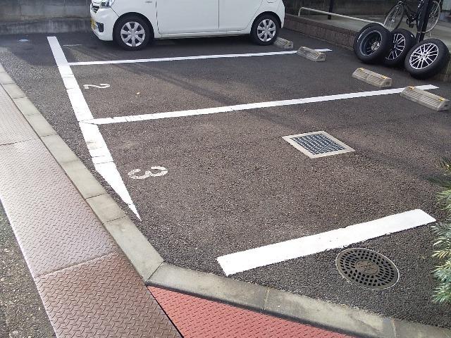 クレイノエスポワール町田(56349)の外観・駐車場イメージ1枚目
