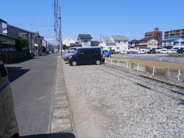 高橋第2駐車場の外観・駐車場イメージ2枚目