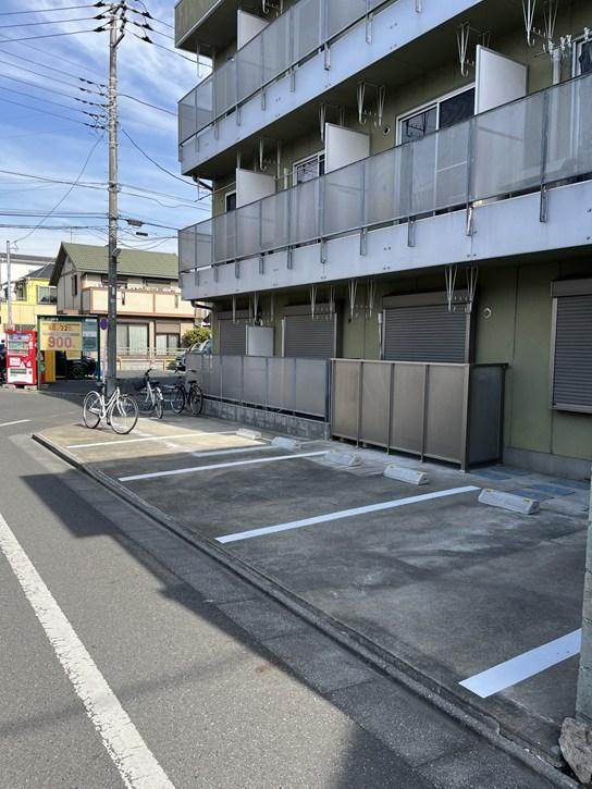 サイプレスガーデンの外観・駐車場イメージ1枚目