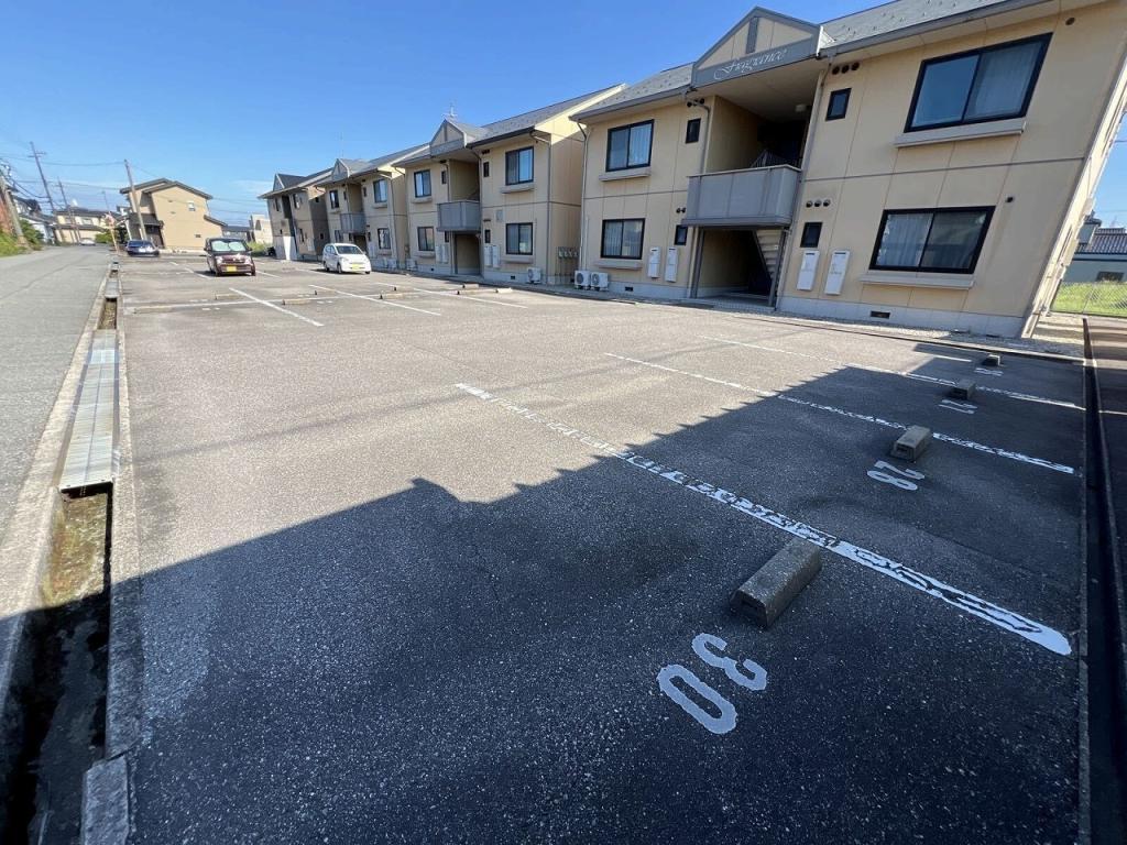 FKフレグランス光明駐車場の外観・駐車場イメージ1枚目