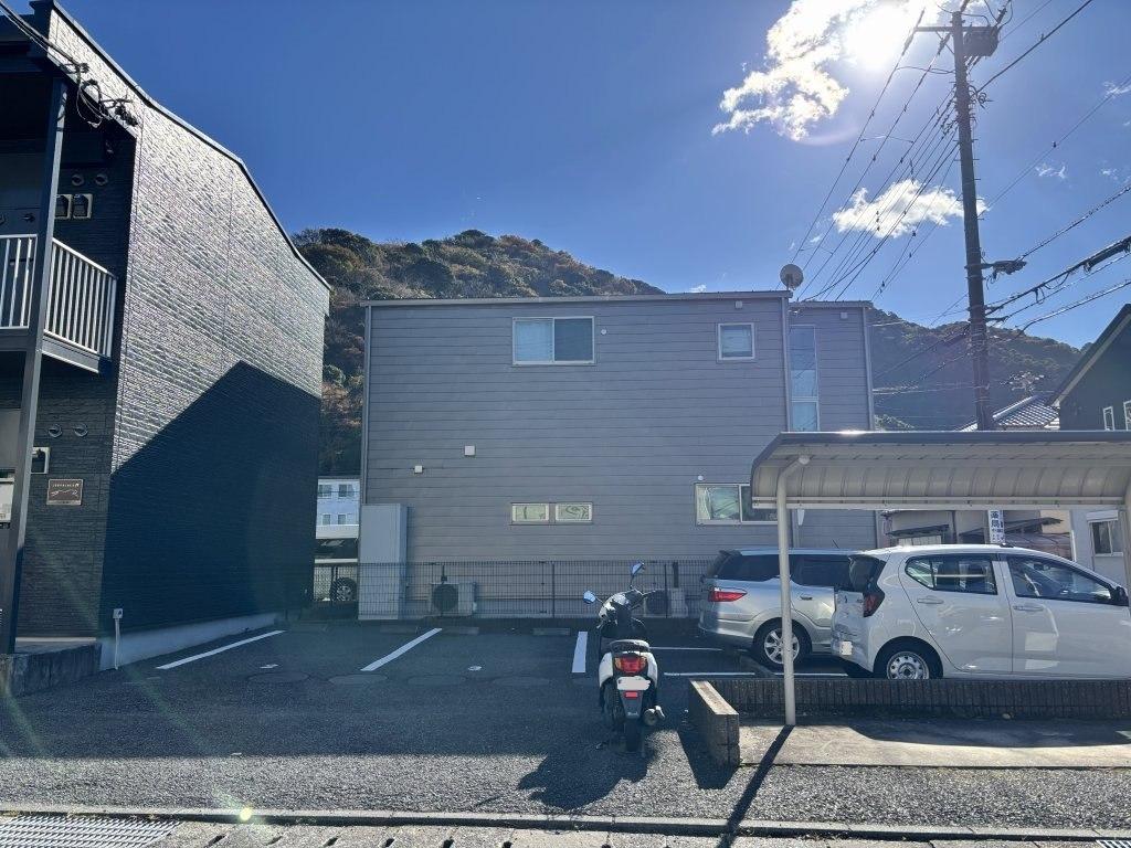 中瀬町(29657)の外観・駐車場イメージ1枚目