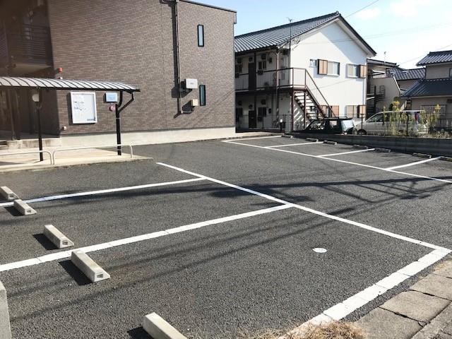 コンフォール(54195)の外観・駐車場イメージ1枚目