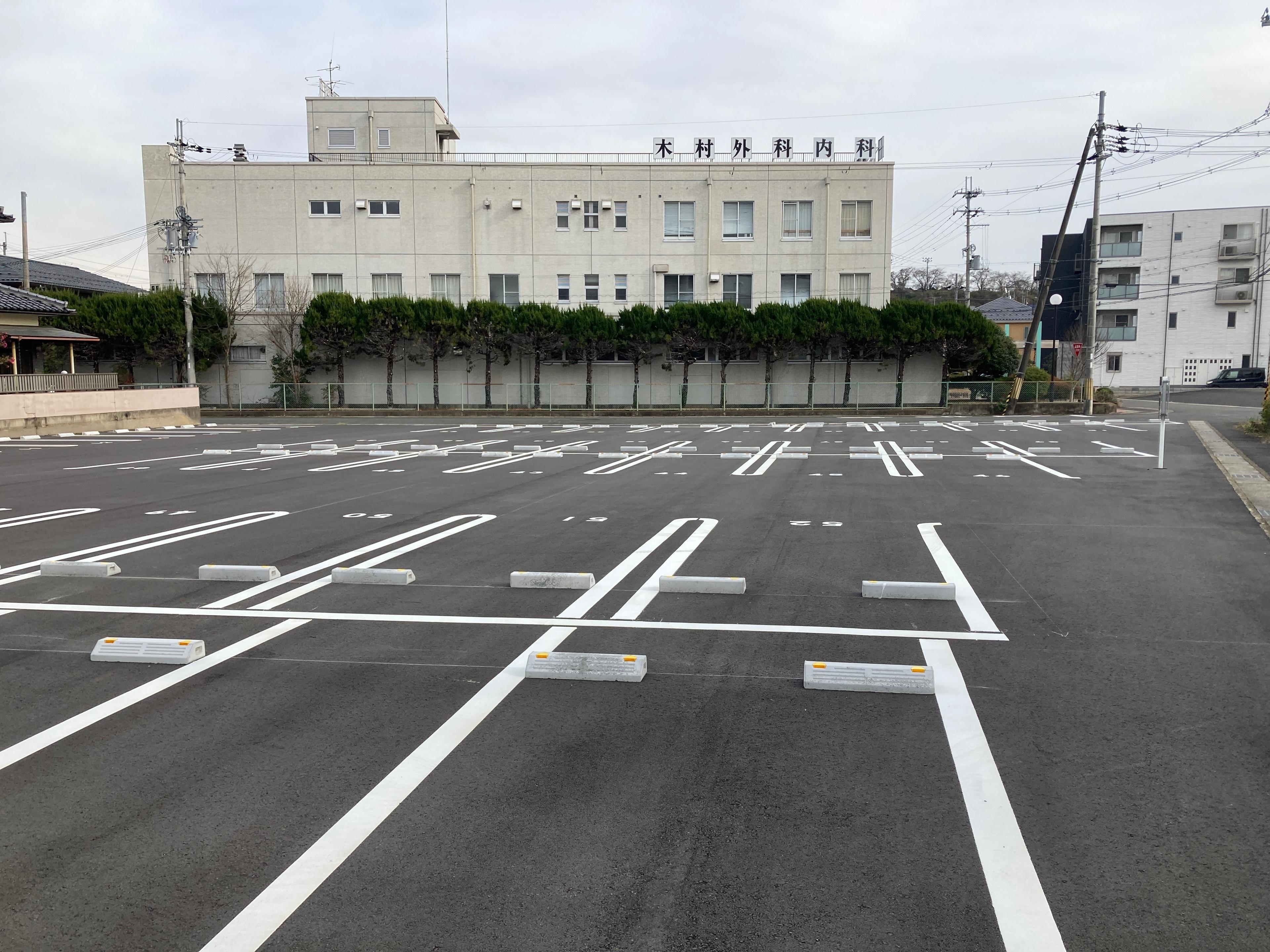 ブルジェオン駅南第２ガレージの外観・駐車場イメージ3枚目