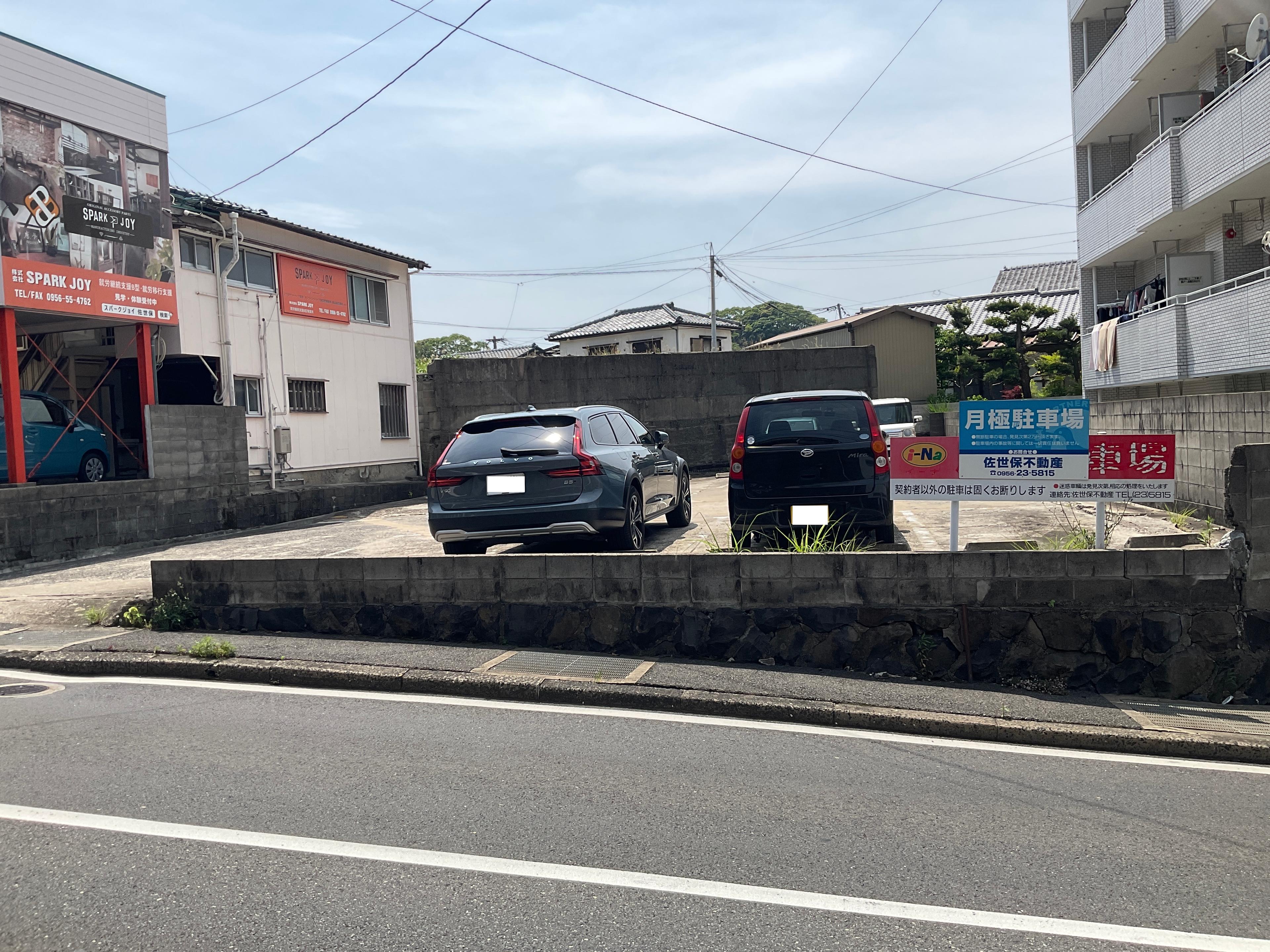 i-Na月極駐車場の外観・駐車場イメージ1枚目