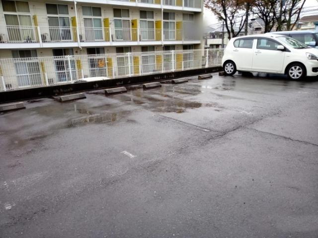 フォンターナ(17398)の外観・駐車場イメージ1枚目