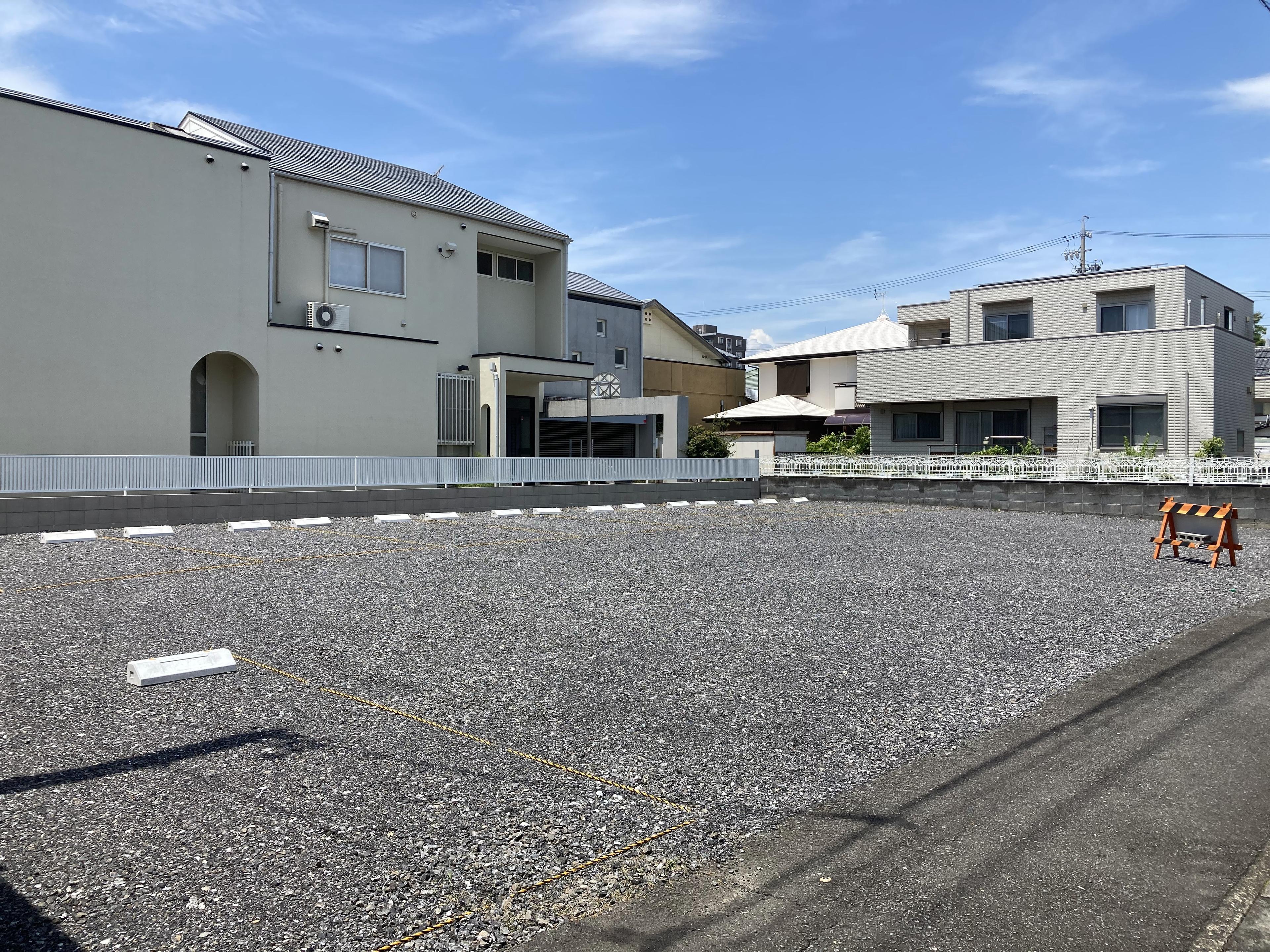 大坪町貸駐車場の外観・駐車場イメージ1枚目