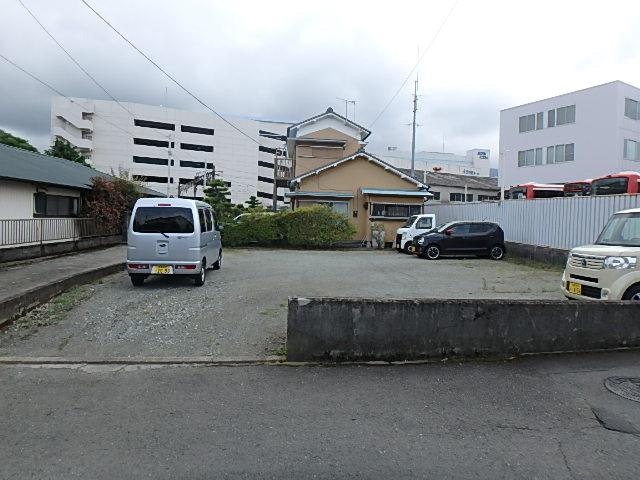 大雄山駅前月極駐車場の外観・駐車場イメージ1枚目