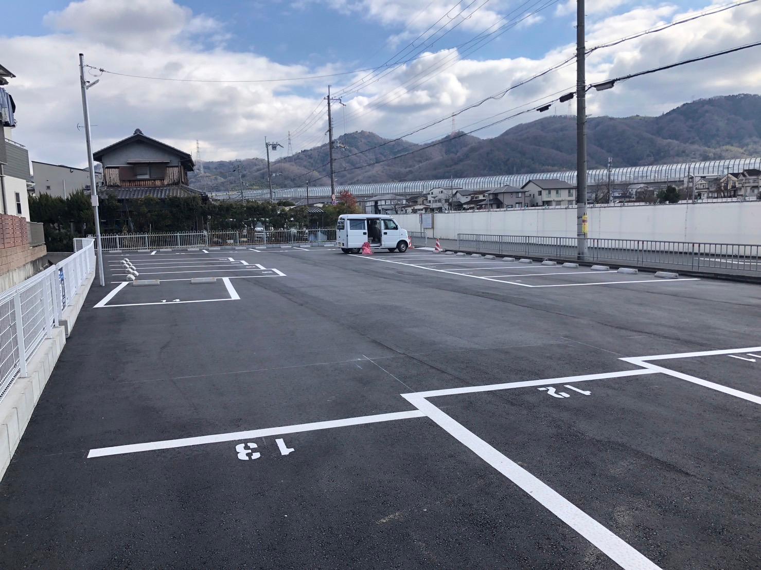  サンエース私部7丁目駐車場の外観・駐車場イメージ2枚目