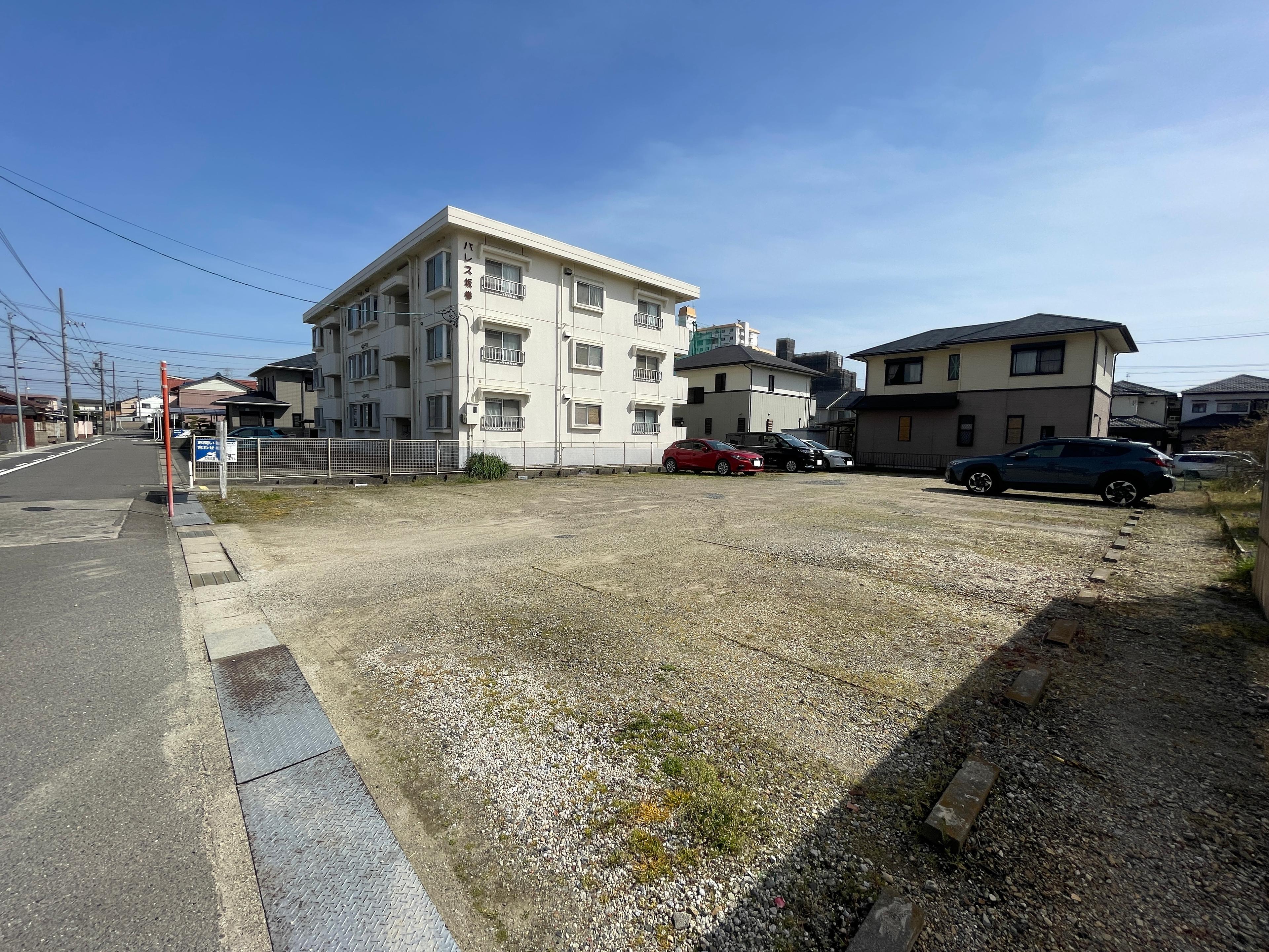 坂巻北駐車場の外観・駐車場イメージ2枚目