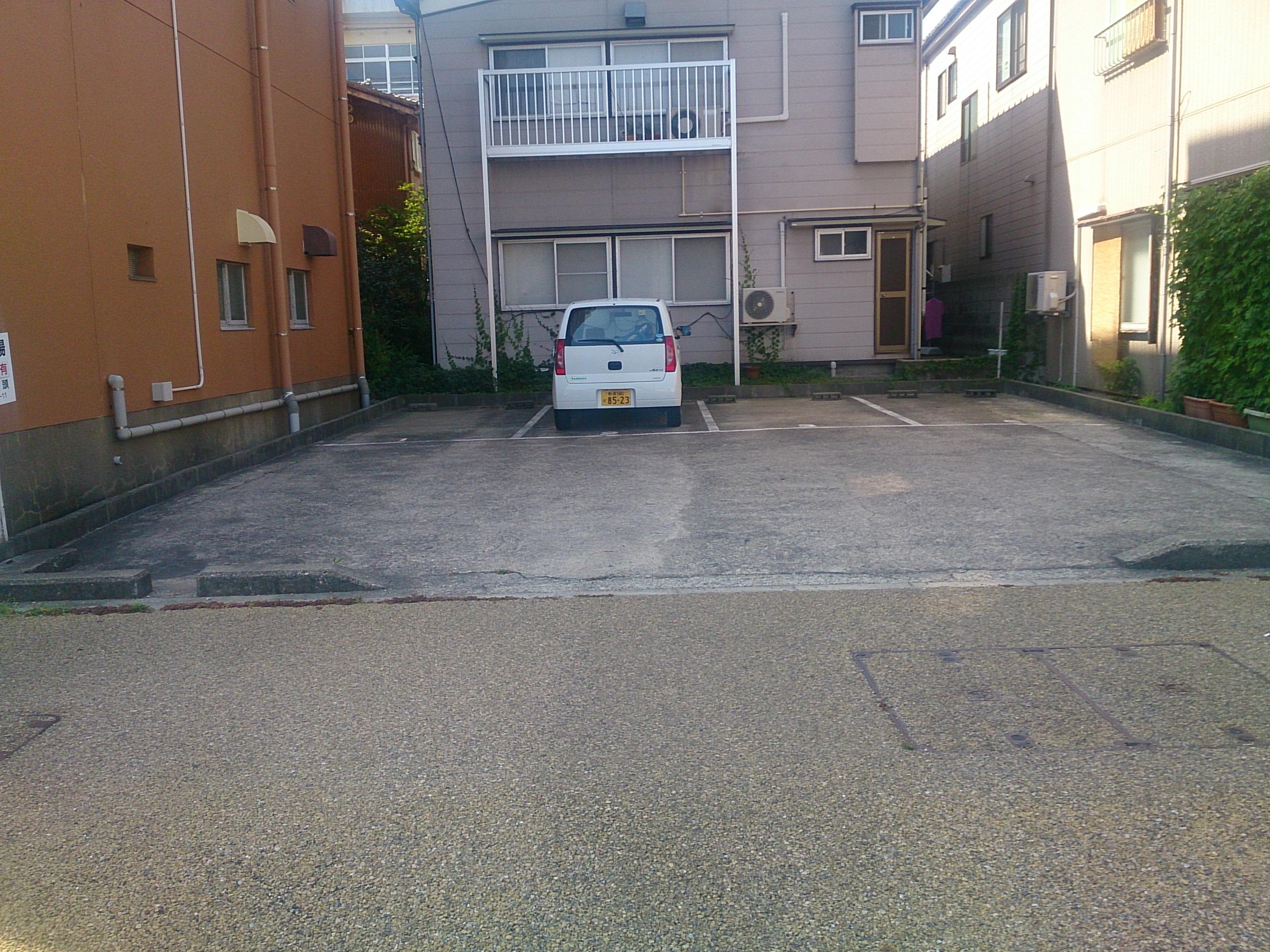 関屋下川原町（鷲頭）駐車場の外観・駐車場イメージ2枚目