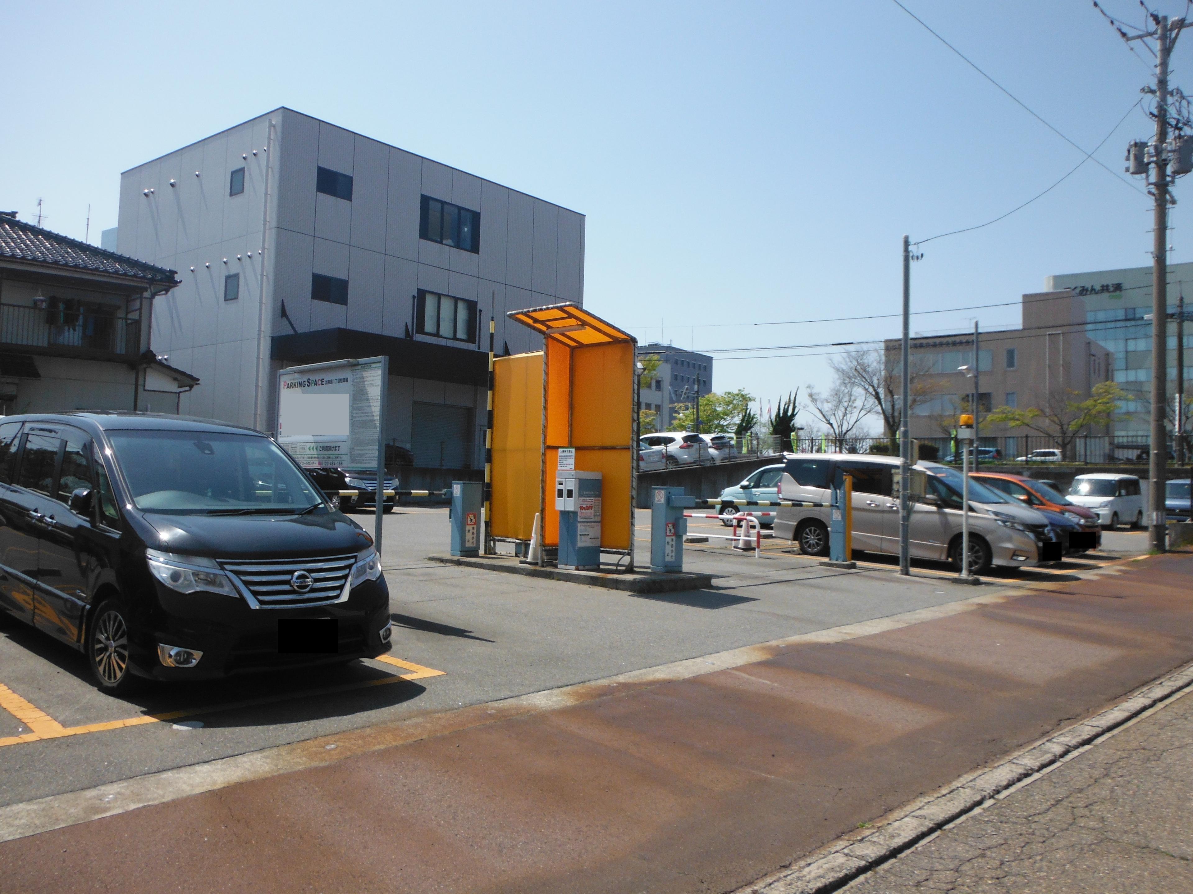 パーキングスペース出来島１丁目駐車場の外観・駐車場イメージ1枚目