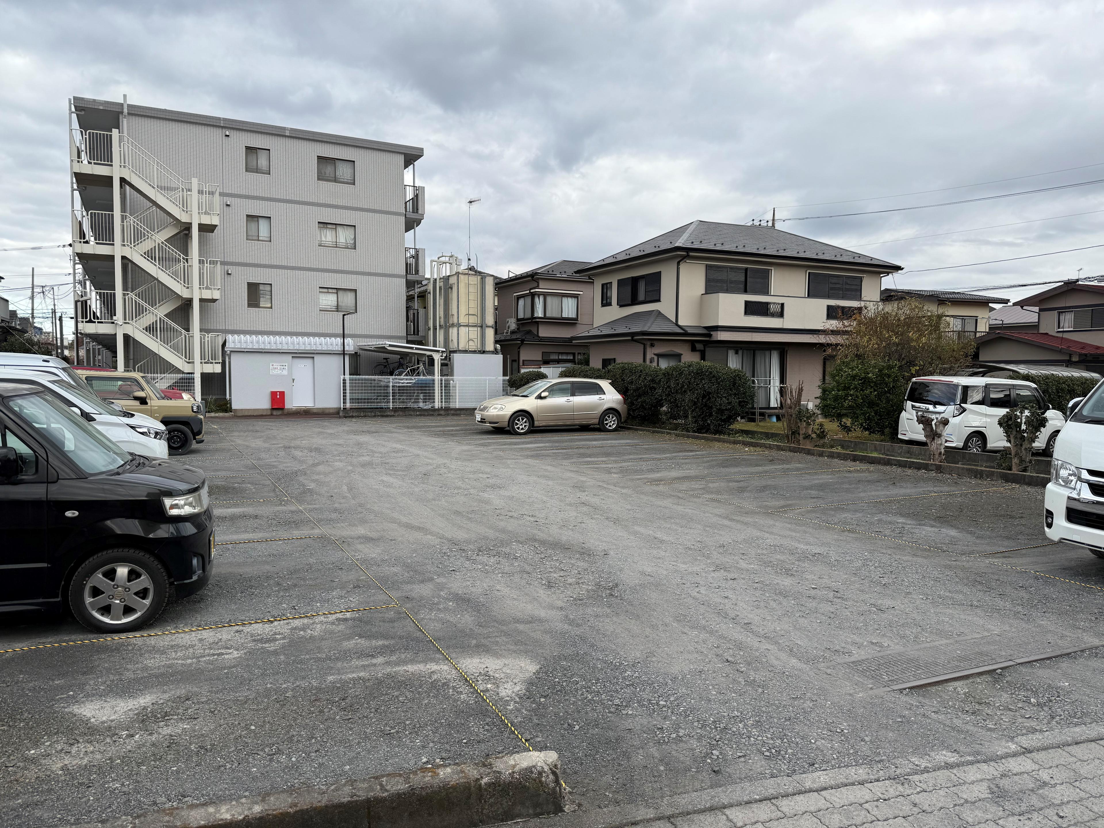 ワコーレ橋本駐車場の外観・駐車場イメージ1枚目