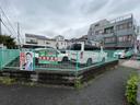 佐野ガレージの駐車場