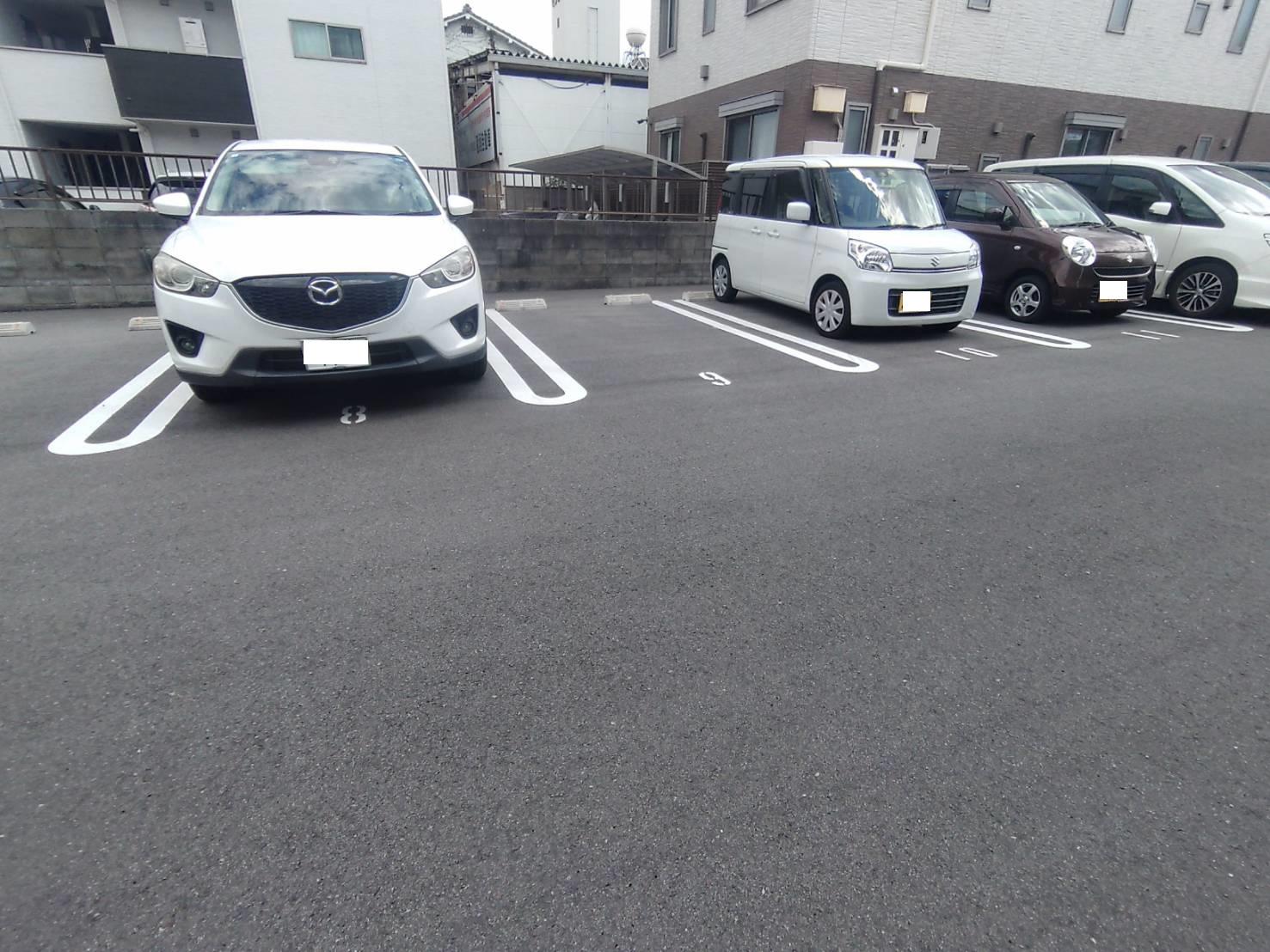 安芸区役所東ガレージの外観・駐車場イメージ2枚目