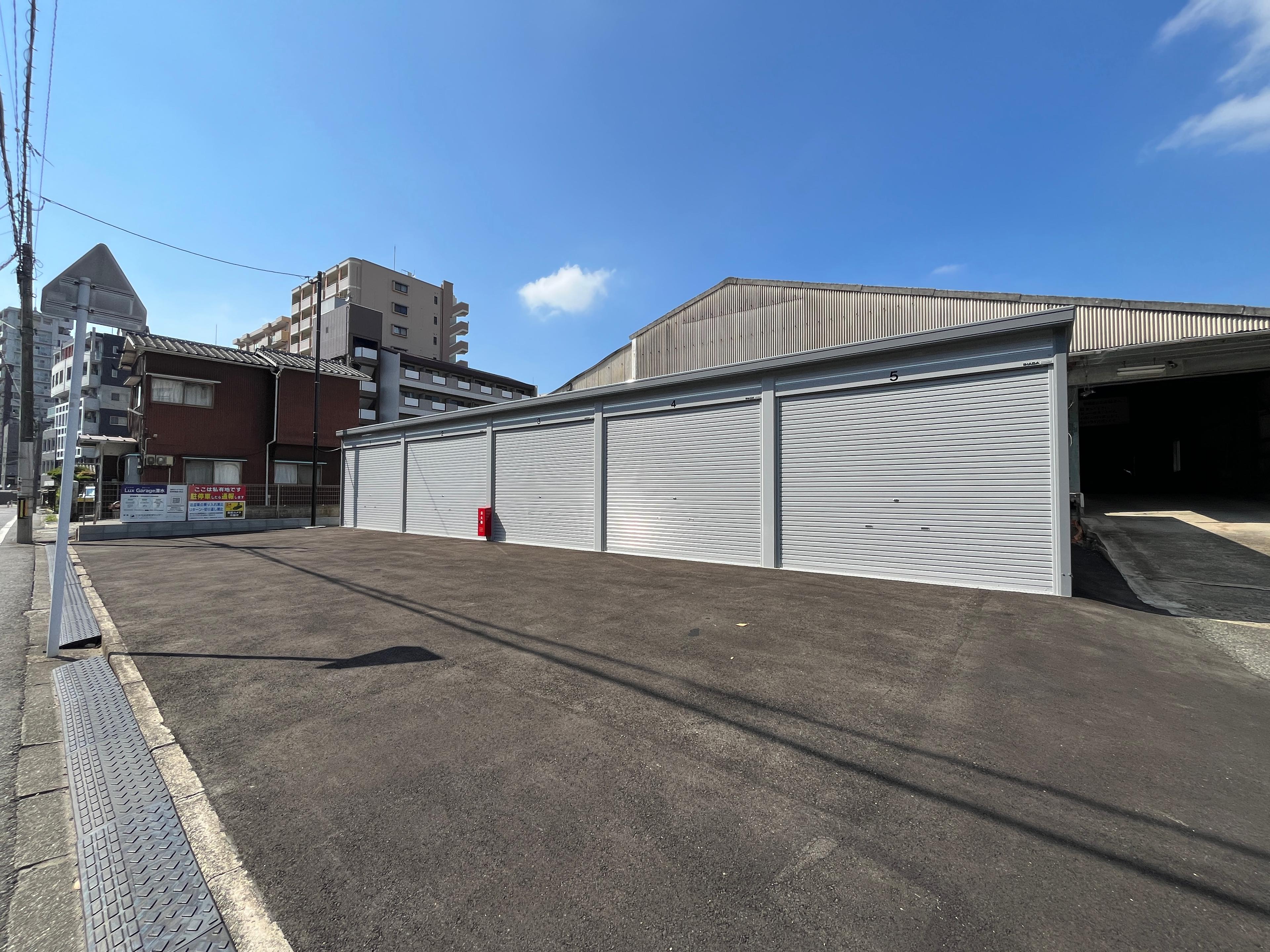 Ｌｕｘ Ｇａｒａｇｅ 清水の外観・駐車場イメージ1枚目