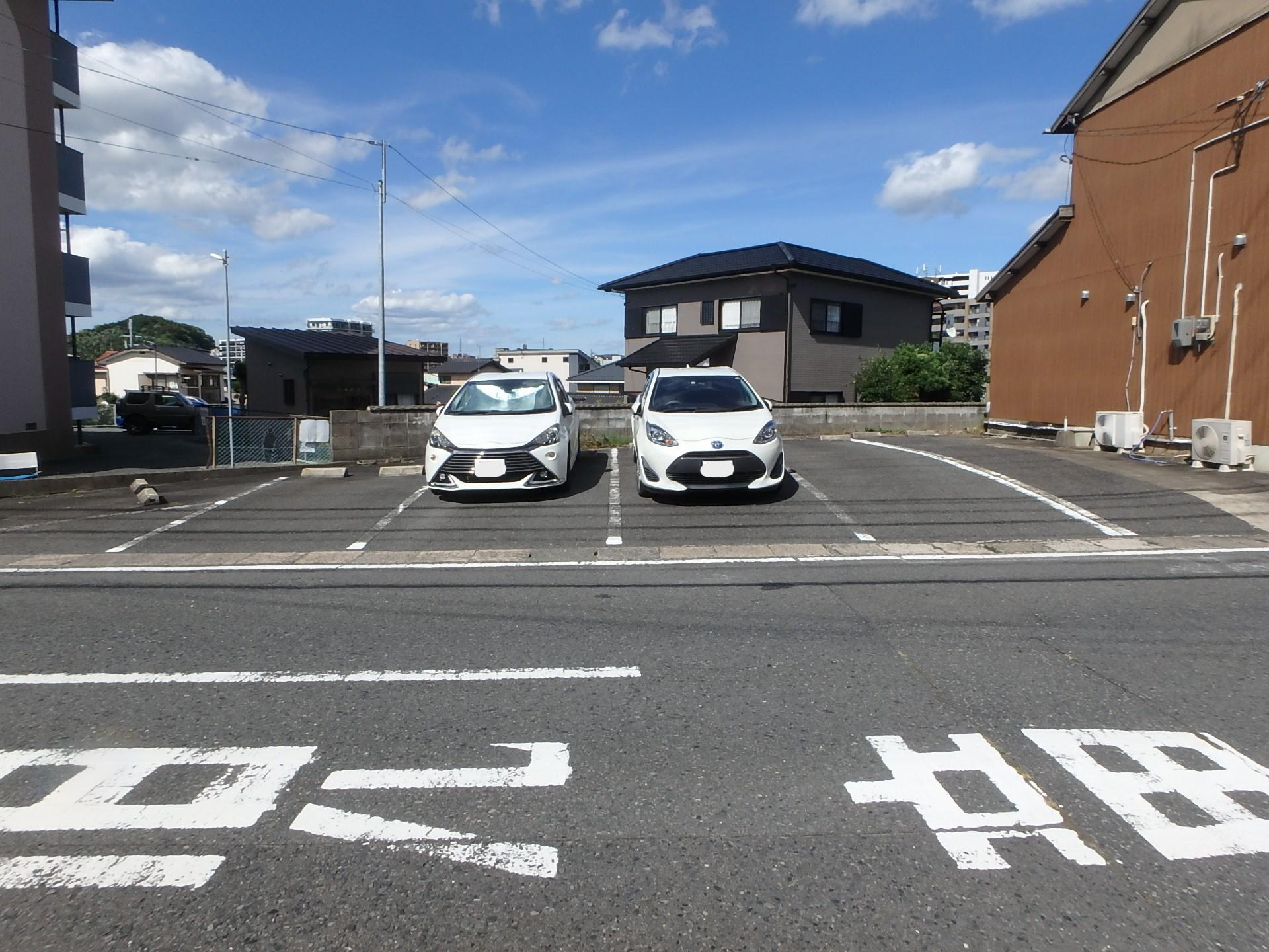 岩渕パーキングの外観・駐車場イメージ2枚目