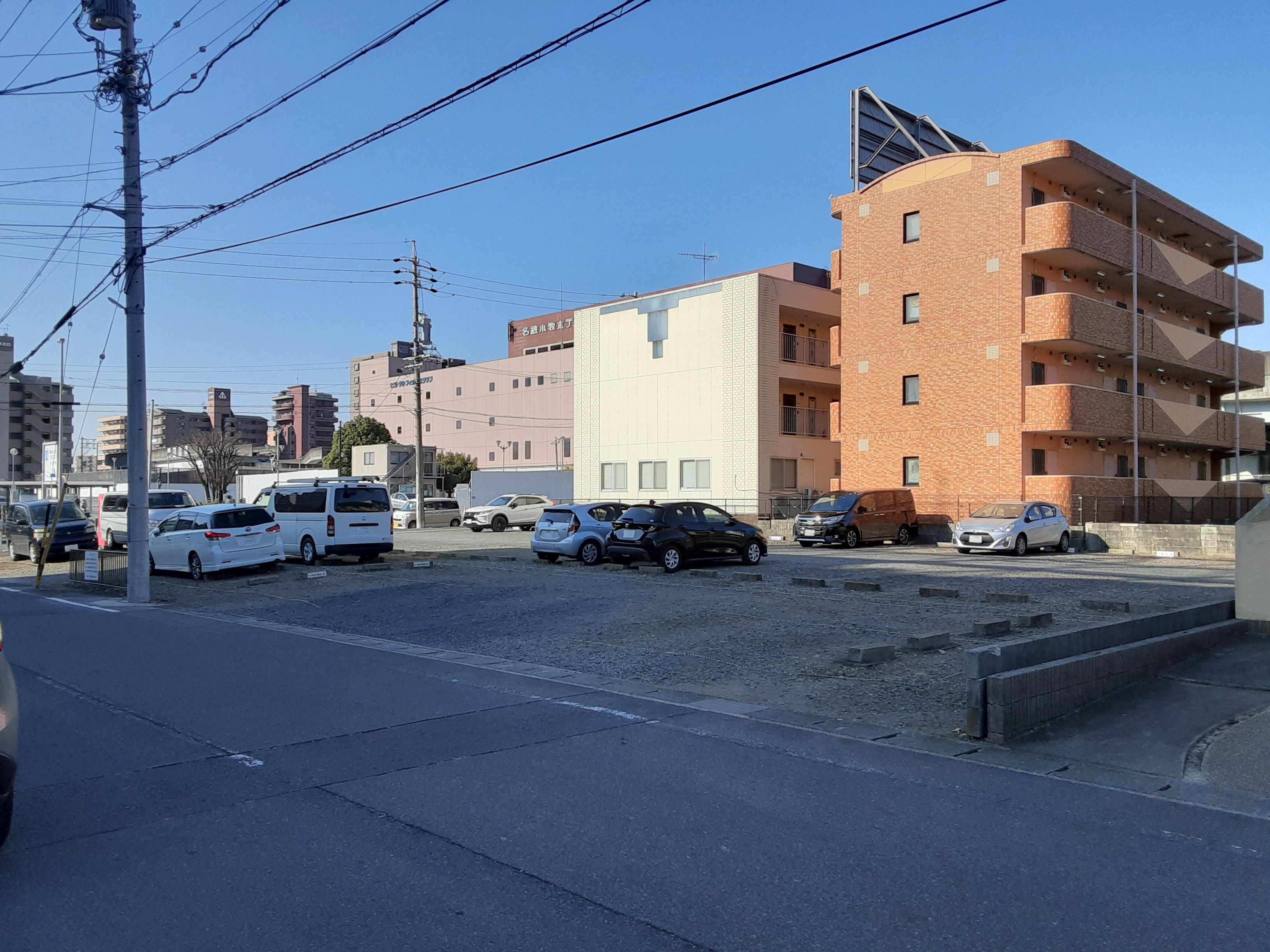 小牧ガスビル　小牧駅北駐車場の外観・駐車場イメージ2枚目