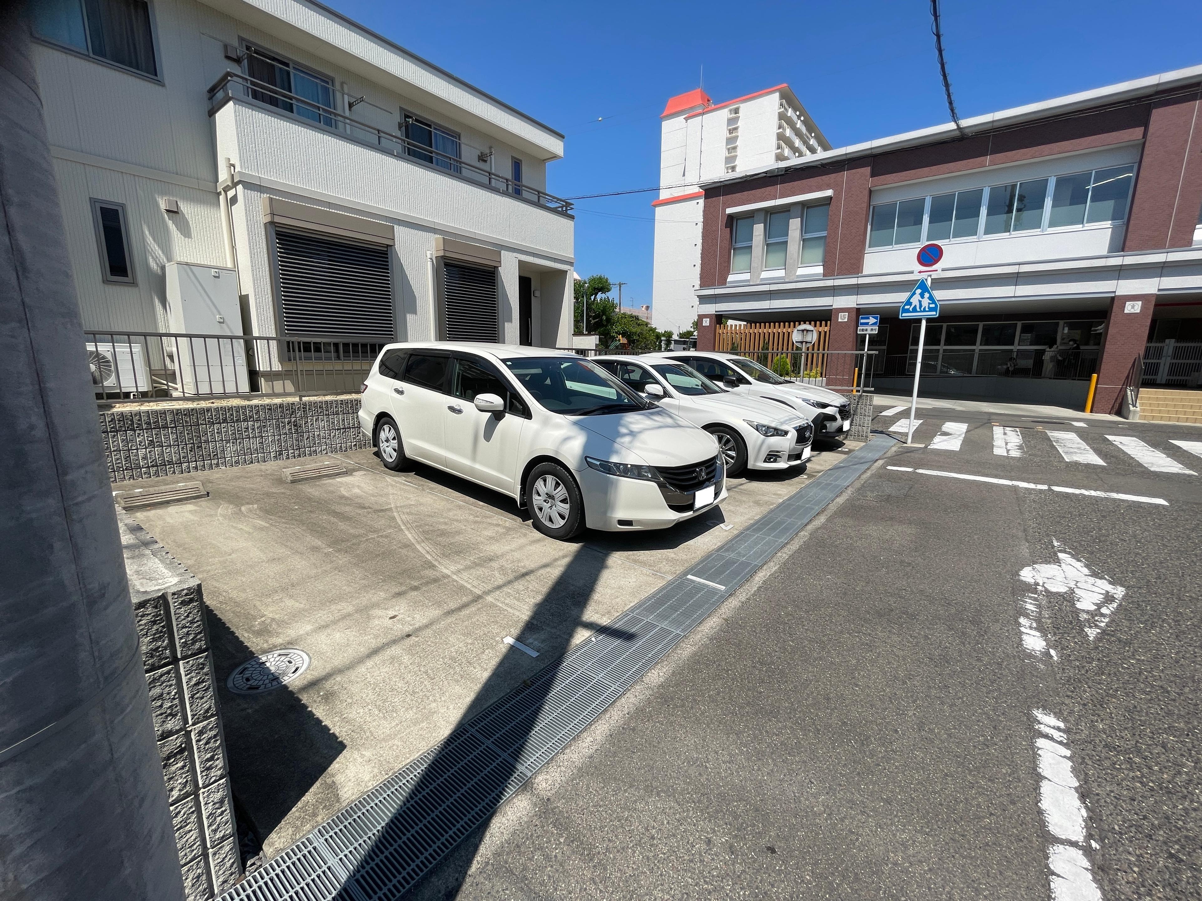 西花之木駐車場の外観・駐車場イメージ1枚目