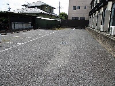 マロン(24374)の外観・駐車場イメージ1枚目