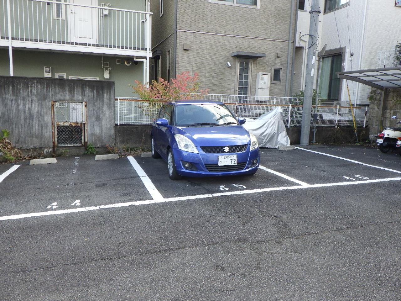 東ノ段大西ガレージの外観・駐車場イメージ2枚目
