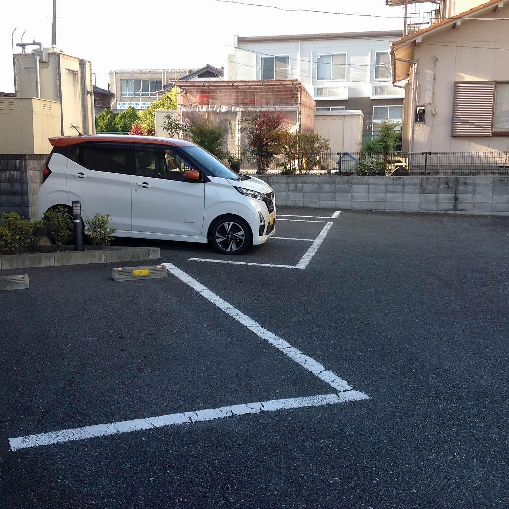 フェニックスＭⅥ(38202)の外観・駐車場イメージ1枚目