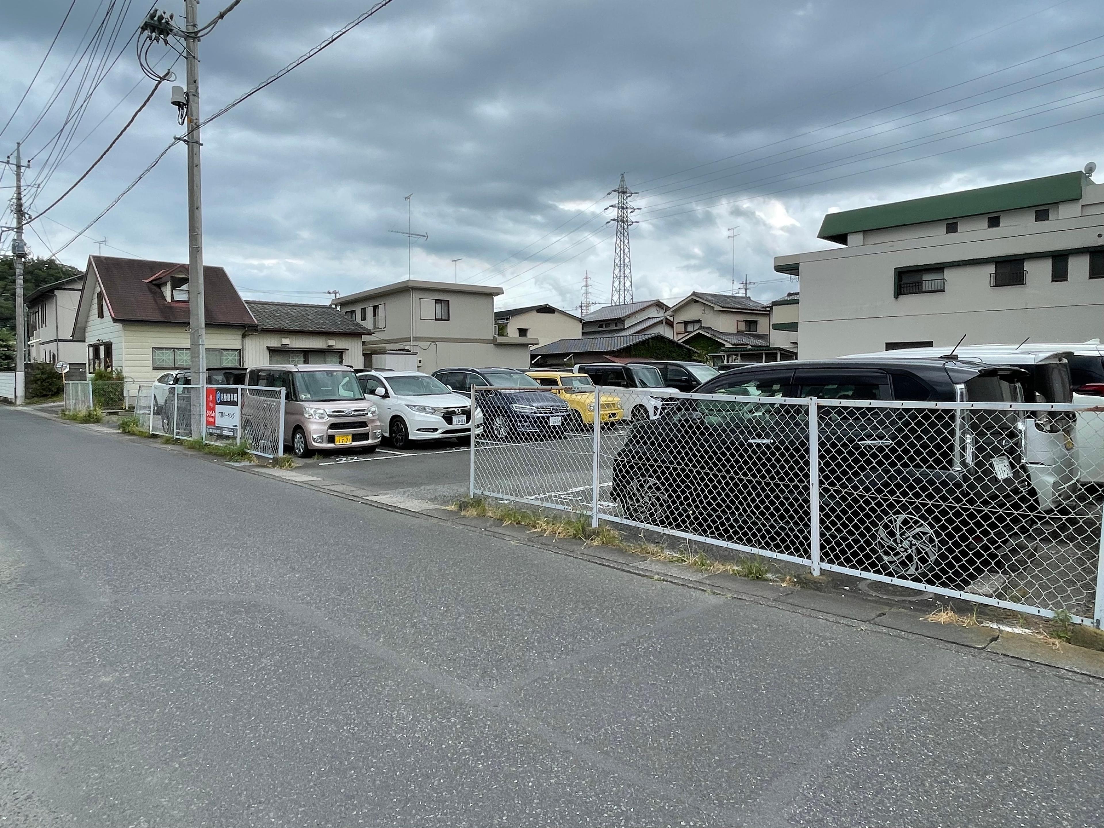 穴原パーキングの外観・駐車場イメージ2枚目