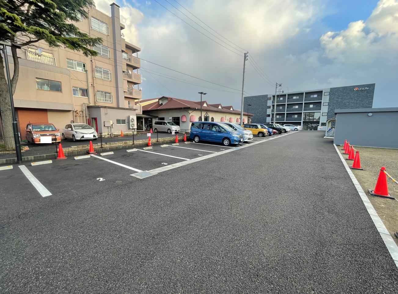 学生会館 Uni E’meal 新潟大学前（駐車場）の外観・駐車場イメージ1枚目