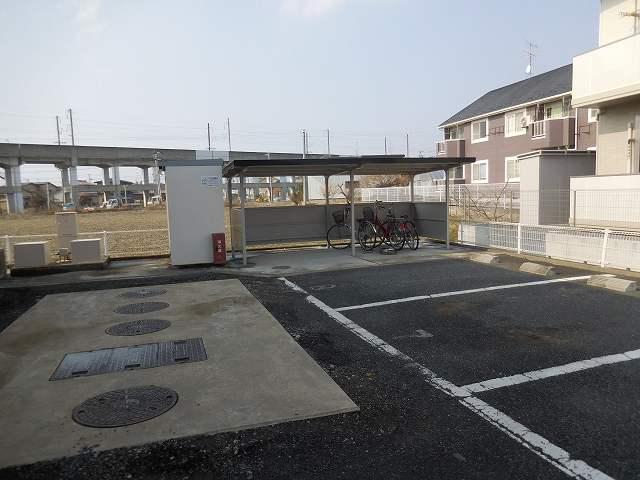 エルミタージュⅡ(24897)の外観・駐車場イメージ1枚目