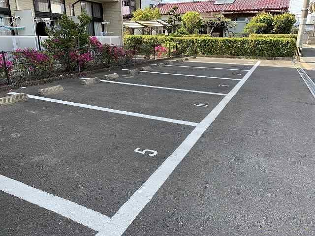 ｅｓｐｏｉｒ(30605)の外観・駐車場イメージ1枚目