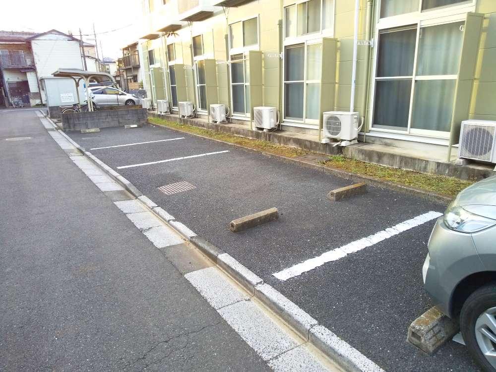 カトレア(22470)の外観・駐車場イメージ1枚目