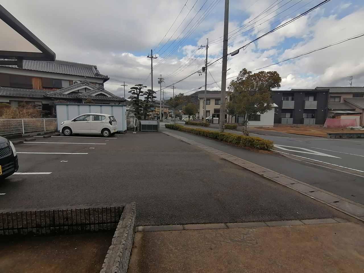 かえで(11169)の外観・駐車場イメージ1枚目